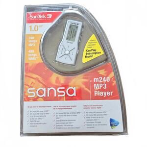 NEW MP3 Player m240 Sansa 1 gb SanDisk Digital Music FM Tuner 20 Preset WMA